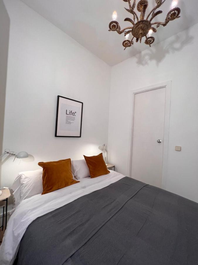 Urban Rooms Fuencarral Madrid Dış mekan fotoğraf