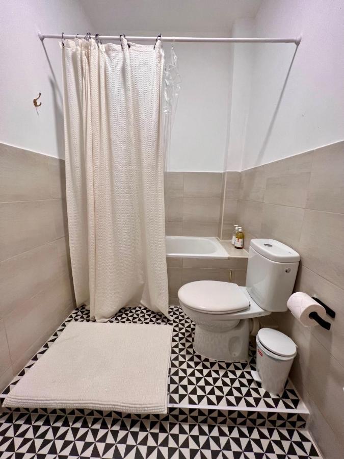 Urban Rooms Fuencarral Madrid Dış mekan fotoğraf