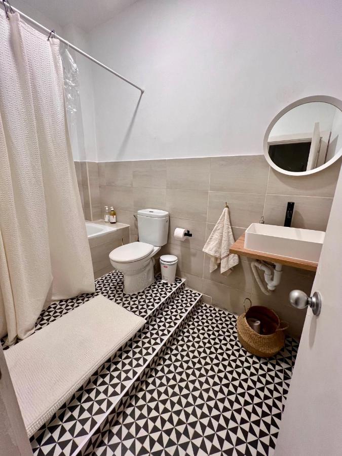 Urban Rooms Fuencarral Madrid Dış mekan fotoğraf