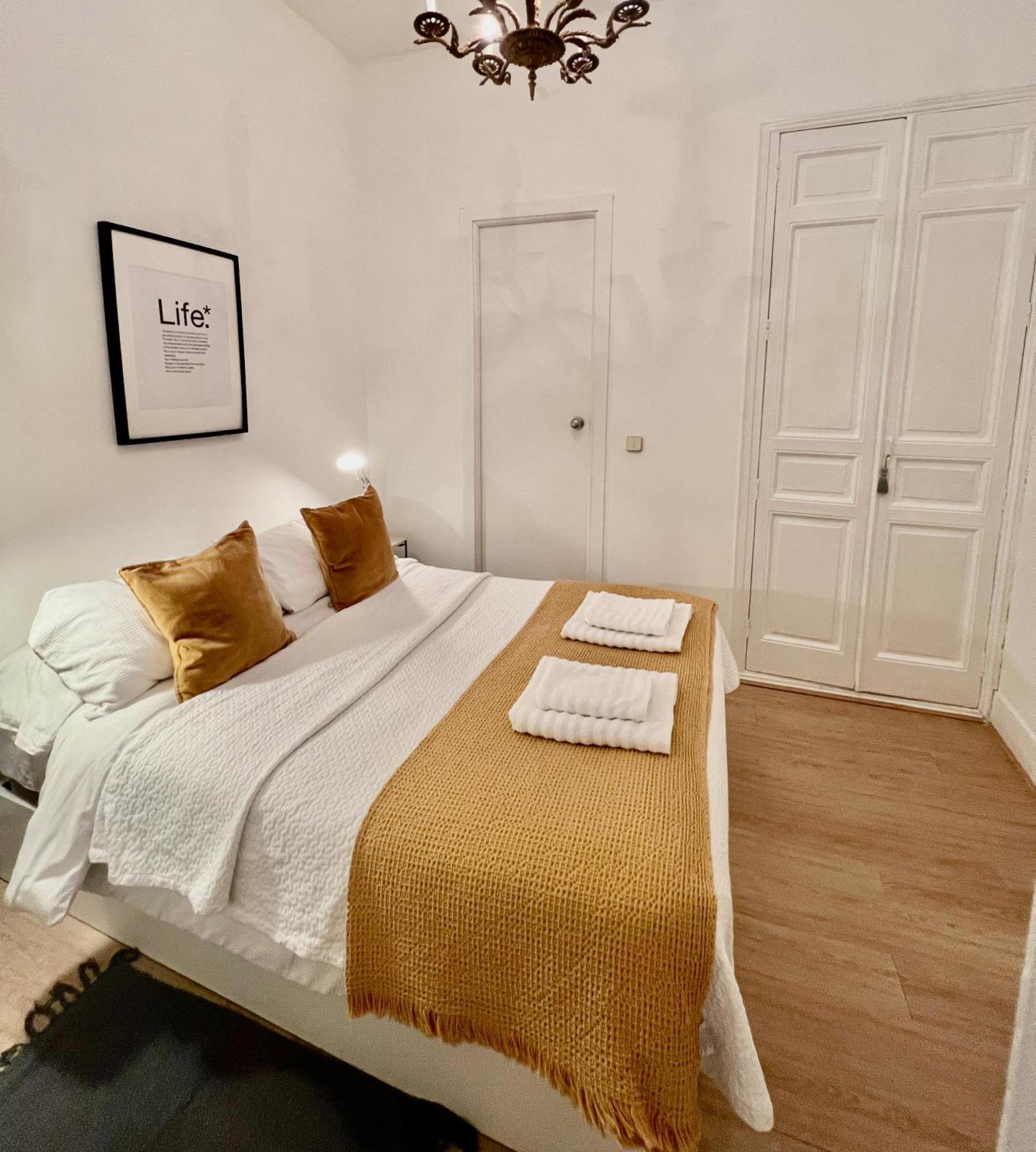 Urban Rooms Fuencarral Madrid Dış mekan fotoğraf