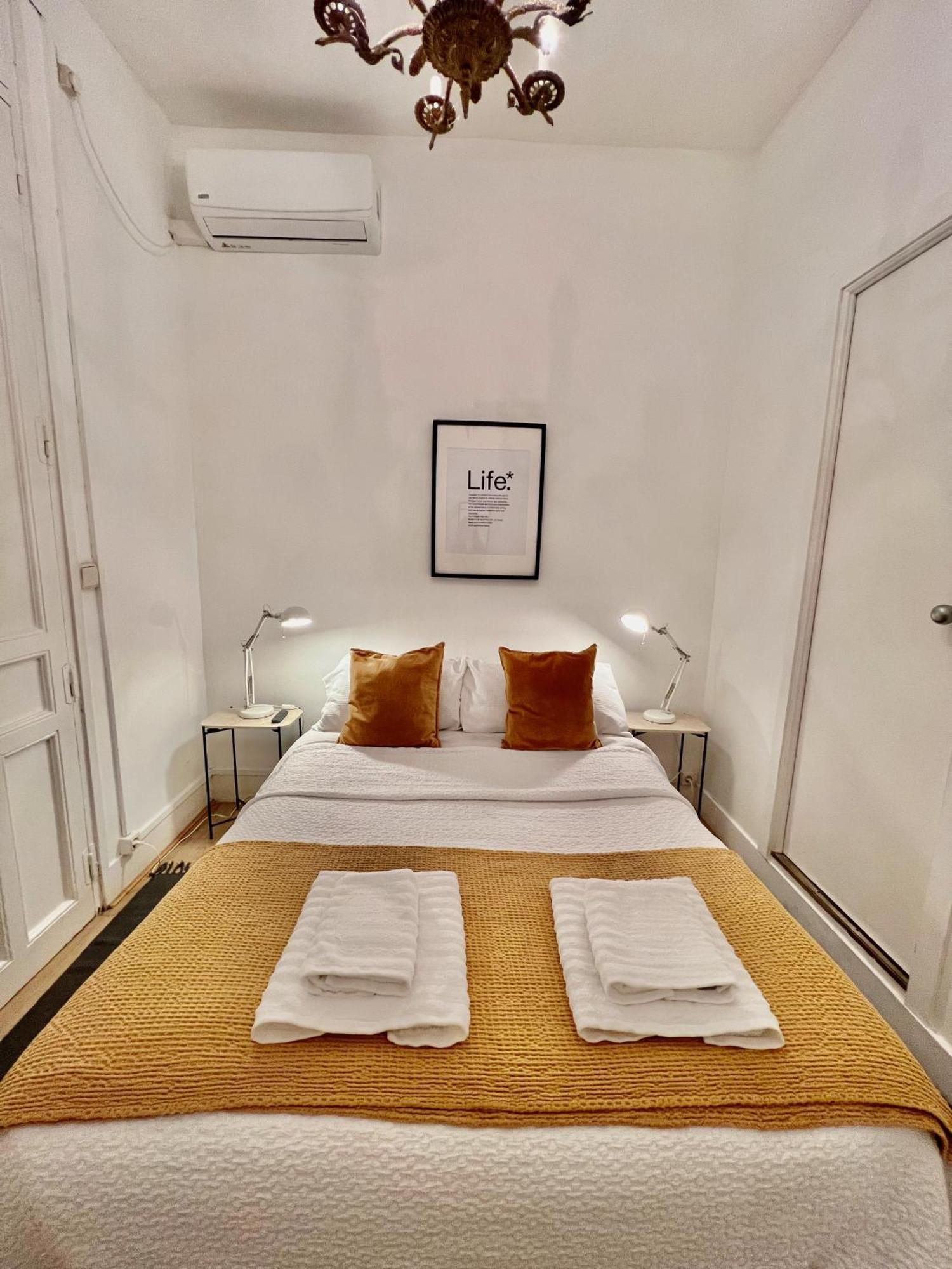 Urban Rooms Fuencarral Madrid Dış mekan fotoğraf